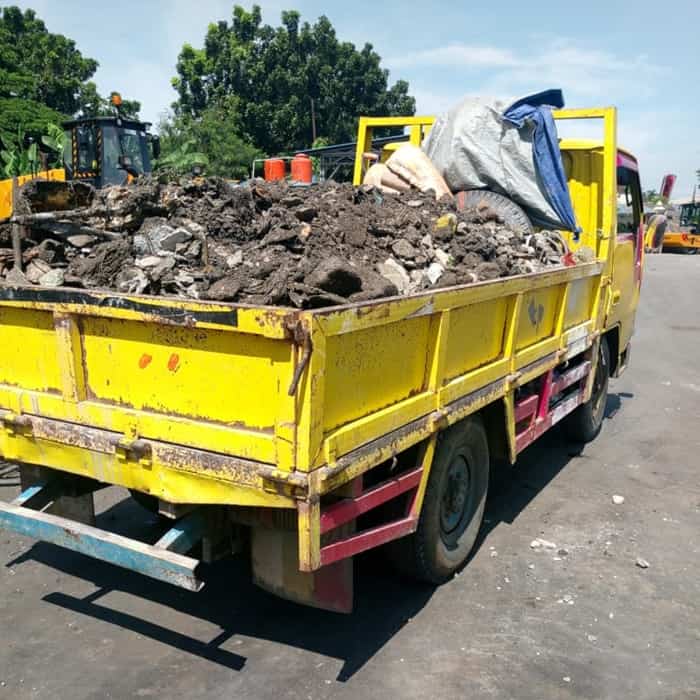 truk jasa buang puing